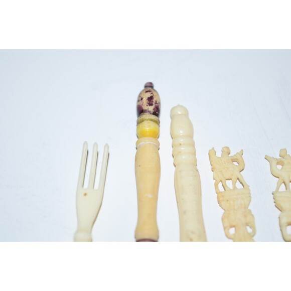 Vtg mixed lot Barware Celluloid plastic Cocktail Picks Appetizer Asian Lattice - Picture 5 of 11